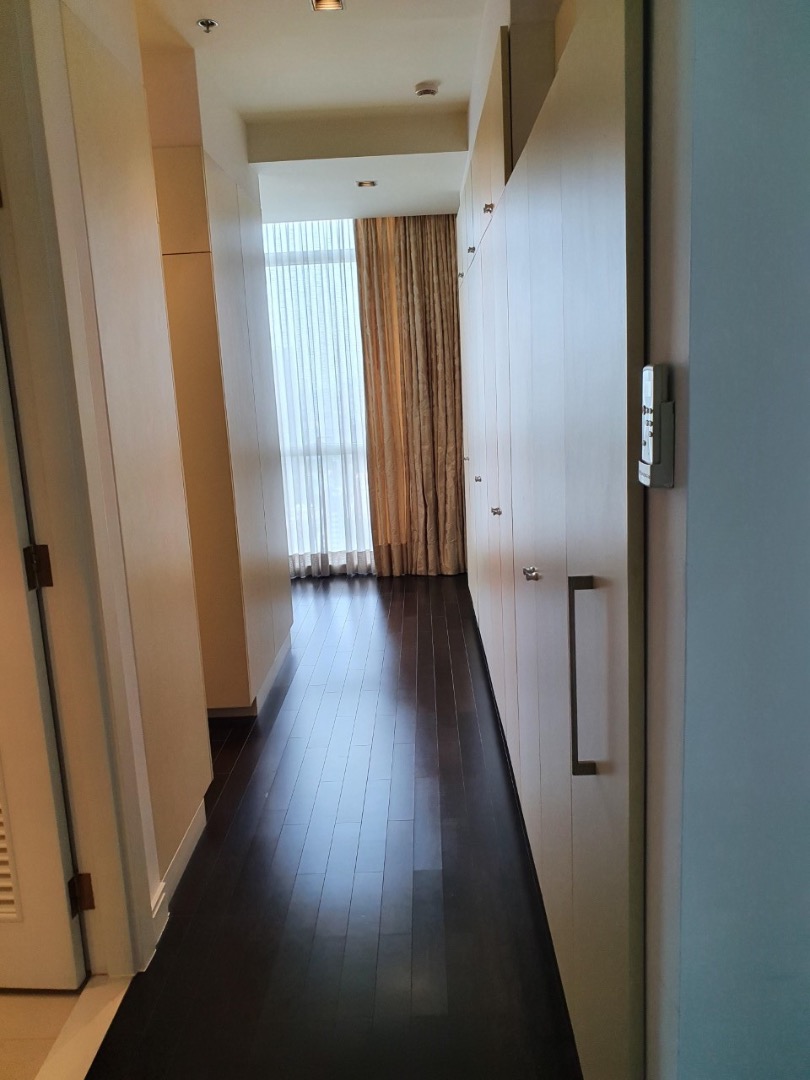 Magnificent cityview 2 bedroom condo in Bangkok for sale