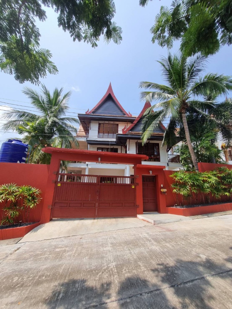 Renovated Thai Stlye Pool Villa With Sea-View For Sale In Prime Location Of Bangrak