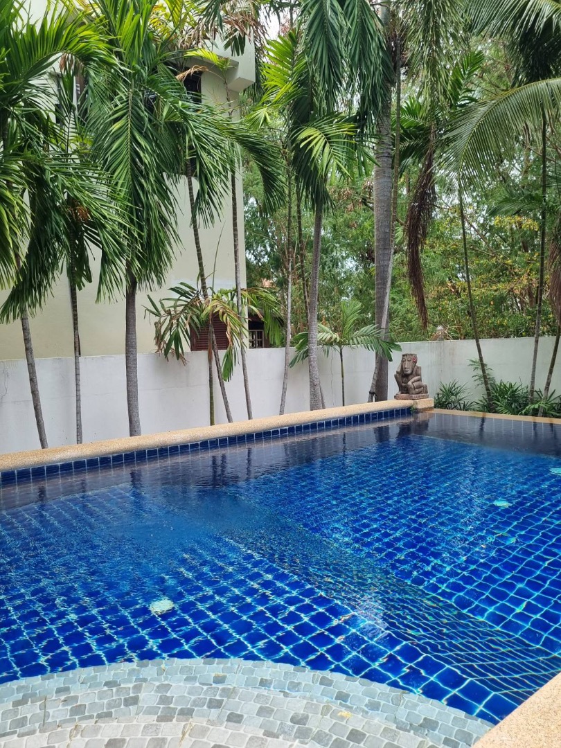 Renovated Thai Stlye Pool Villa With Sea-View For Sale In Prime Location Of Bangrak